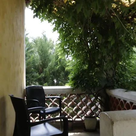 Ferienhaus Maison Dans Le Bourg, 6-8 Couchages Avec Piscine